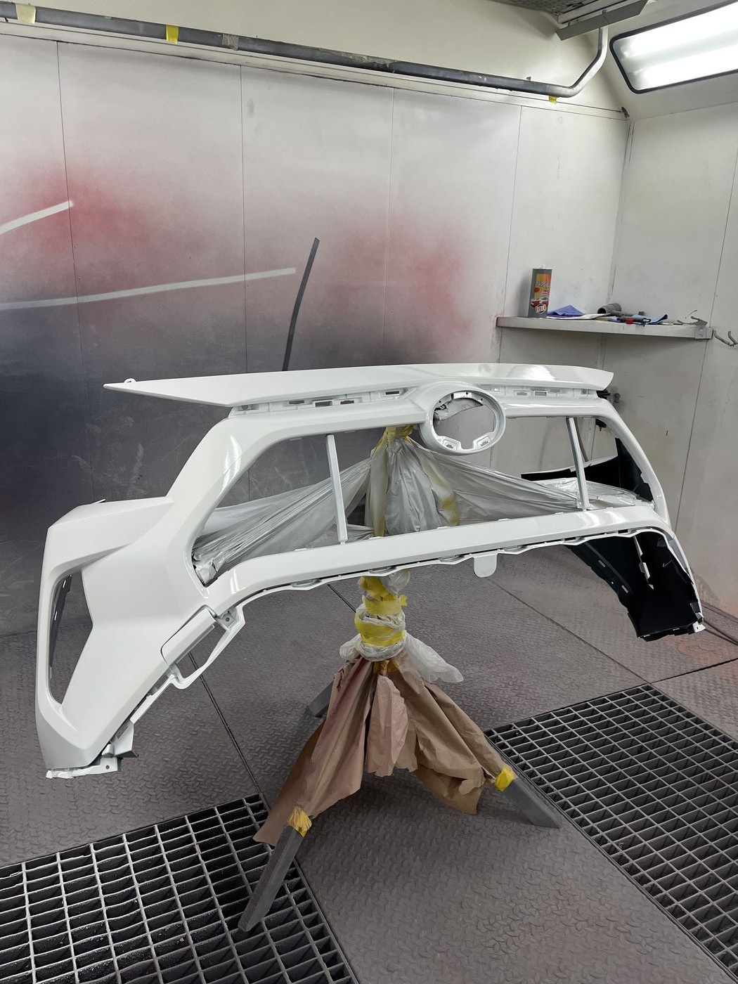 Toyota RAV4 paraurti verniciato